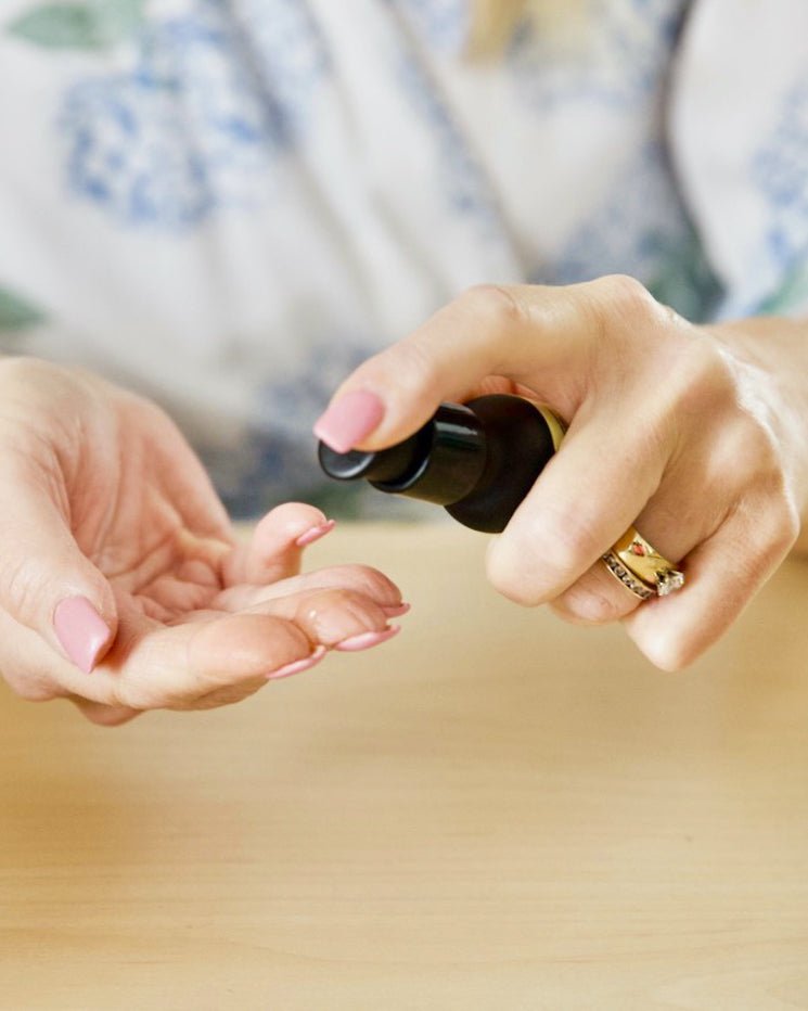 Nourishing Oil Cleanser - By Jillee Shop